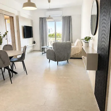 & Sea 401 Modern 2br In